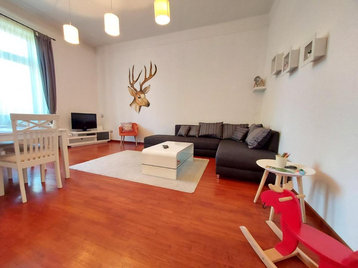 Deak Apartman شوبرون المظهر الخارجي الصورة