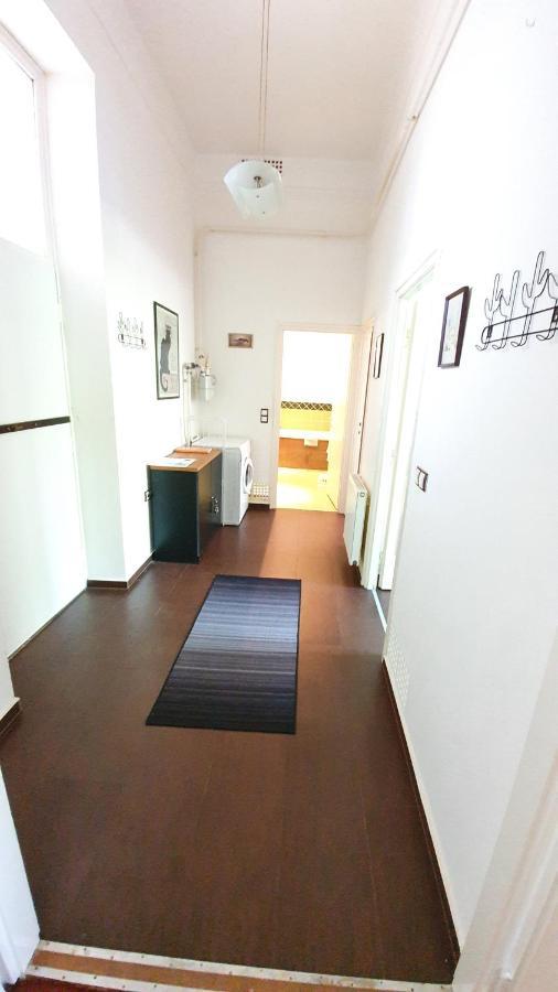 Deak Apartman شوبرون المظهر الخارجي الصورة